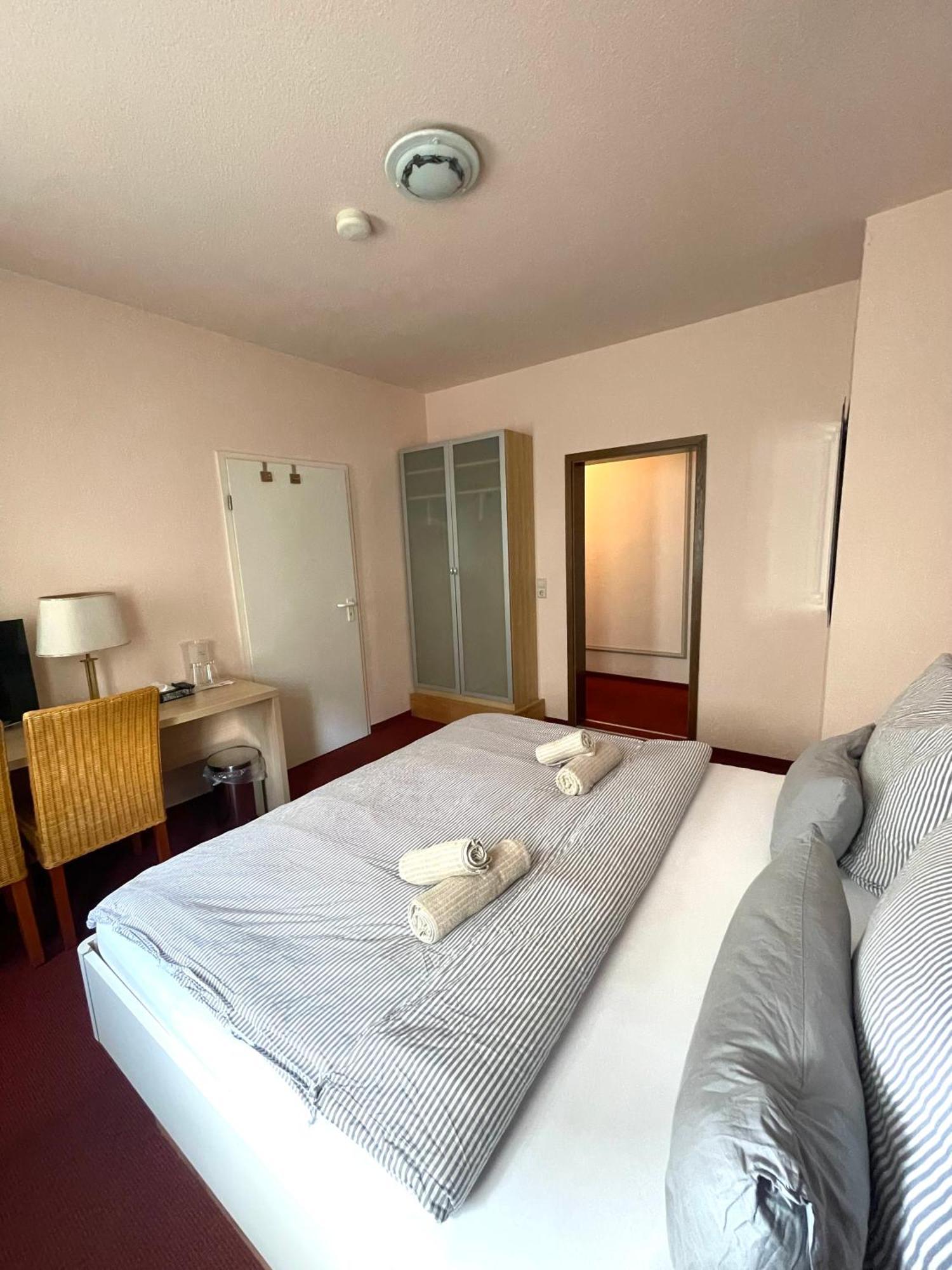 Neue Pfefferkiste Hostel Leipzig Bagian luar foto