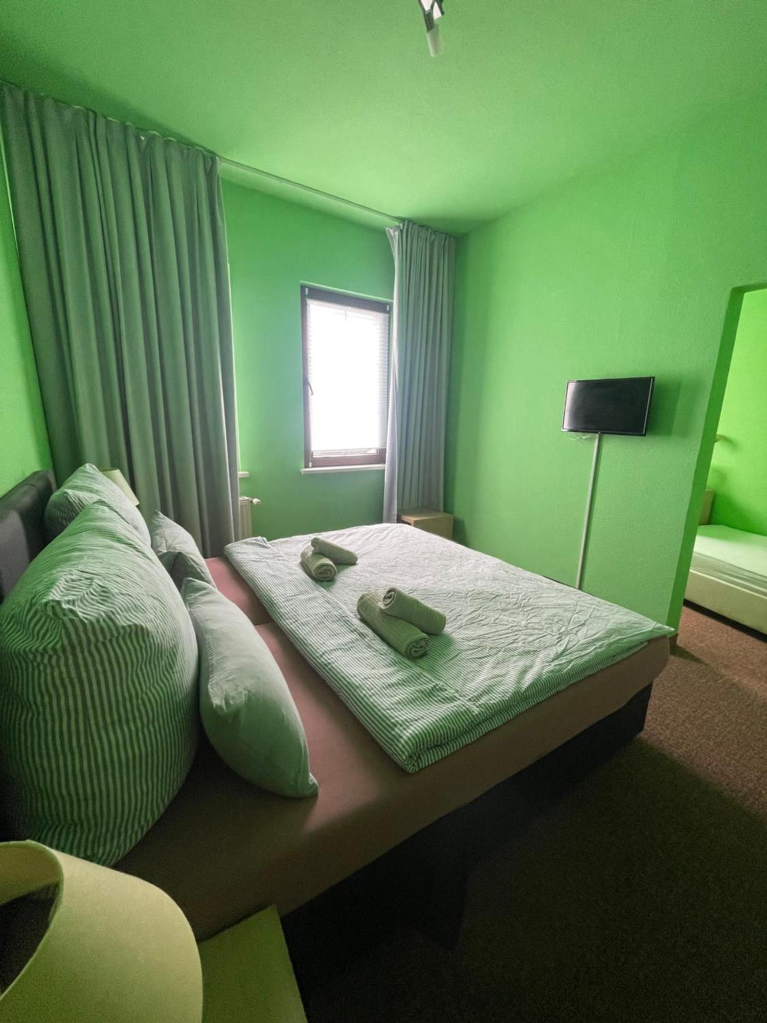 Neue Pfefferkiste Hostel Leipzig Bagian luar foto