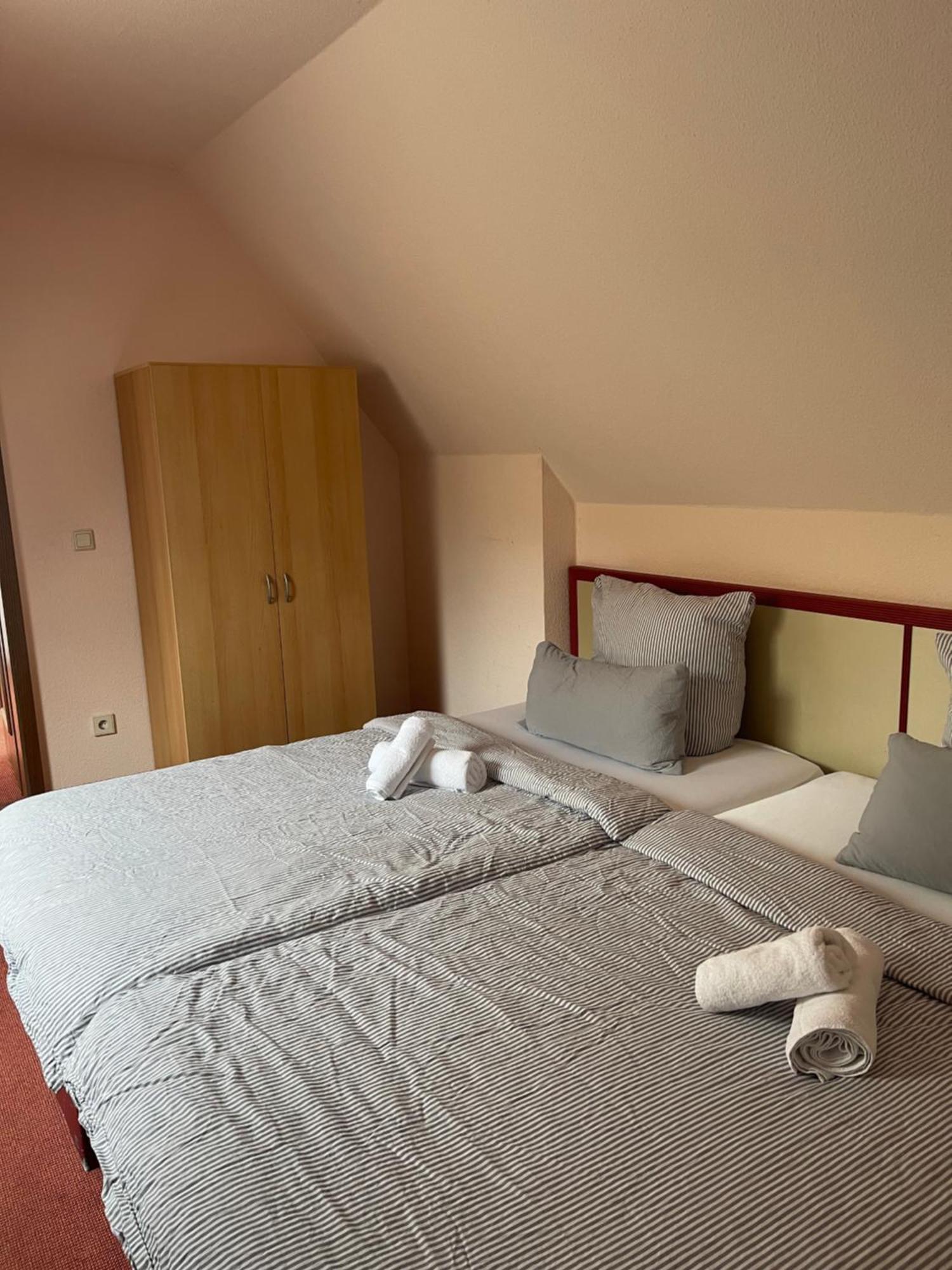 Neue Pfefferkiste Hostel Leipzig Bagian luar foto